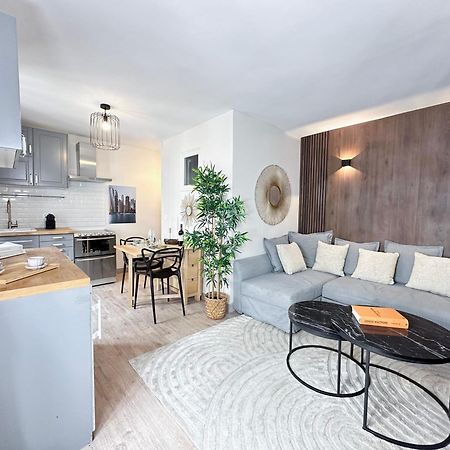 パリStylish & Chic Duplex Near Eiffel Towerアパートメント エクステリア 写真