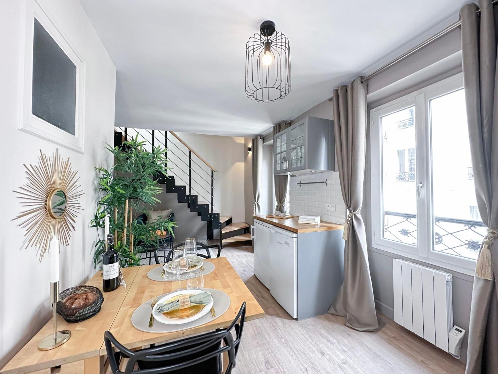 パリStylish & Chic Duplex Near Eiffel Towerアパートメント エクステリア 写真