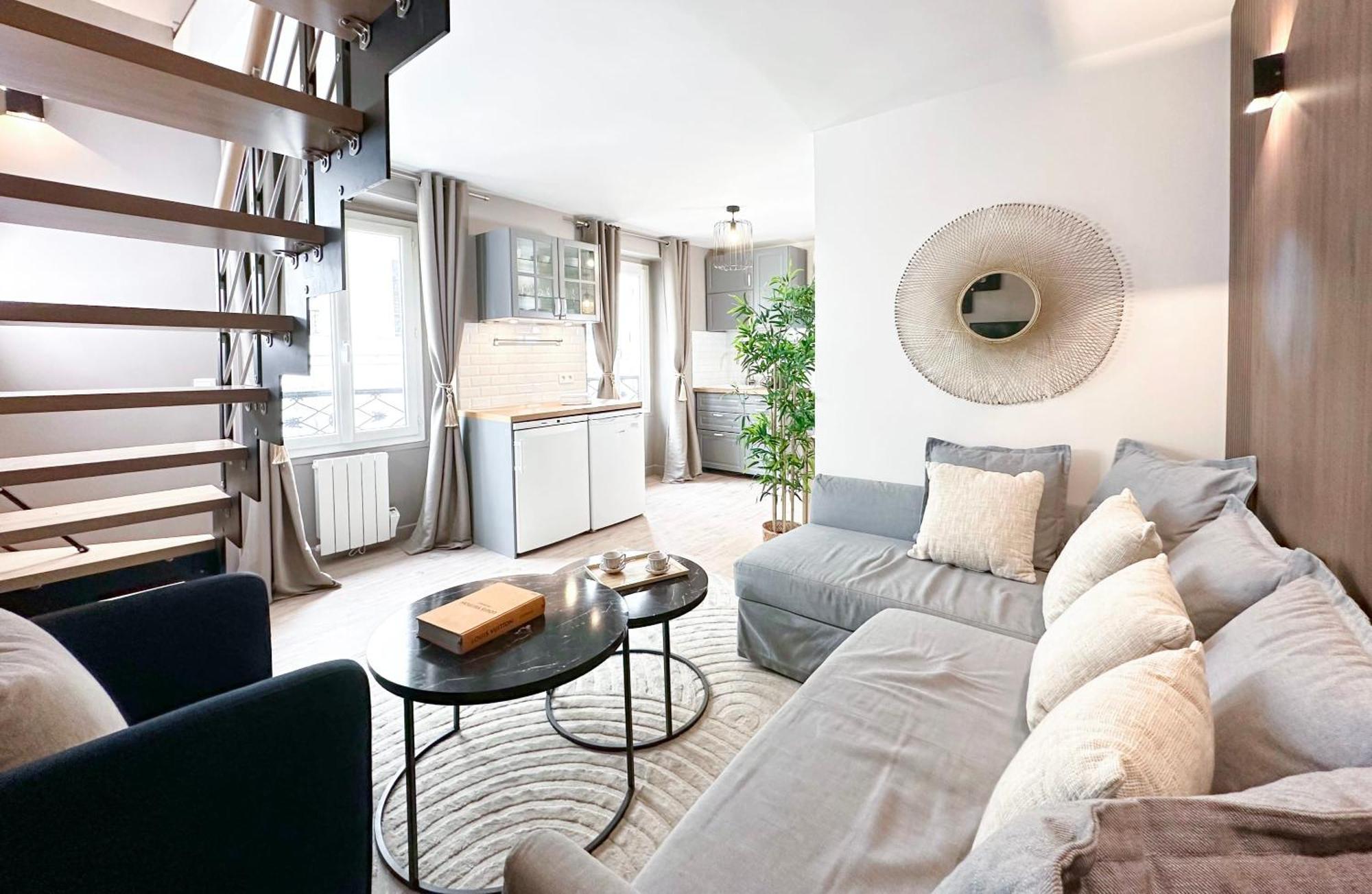パリStylish & Chic Duplex Near Eiffel Towerアパートメント エクステリア 写真